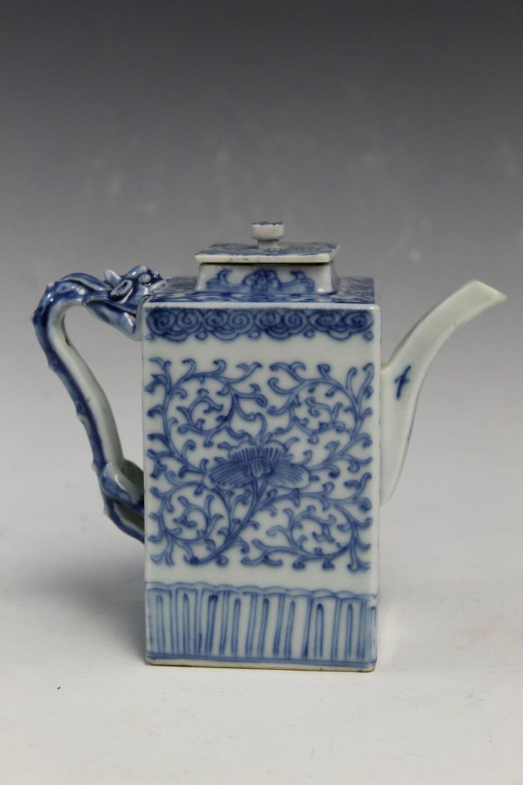 Chinese Blue and White Porcelain Teapot (1 of 8)