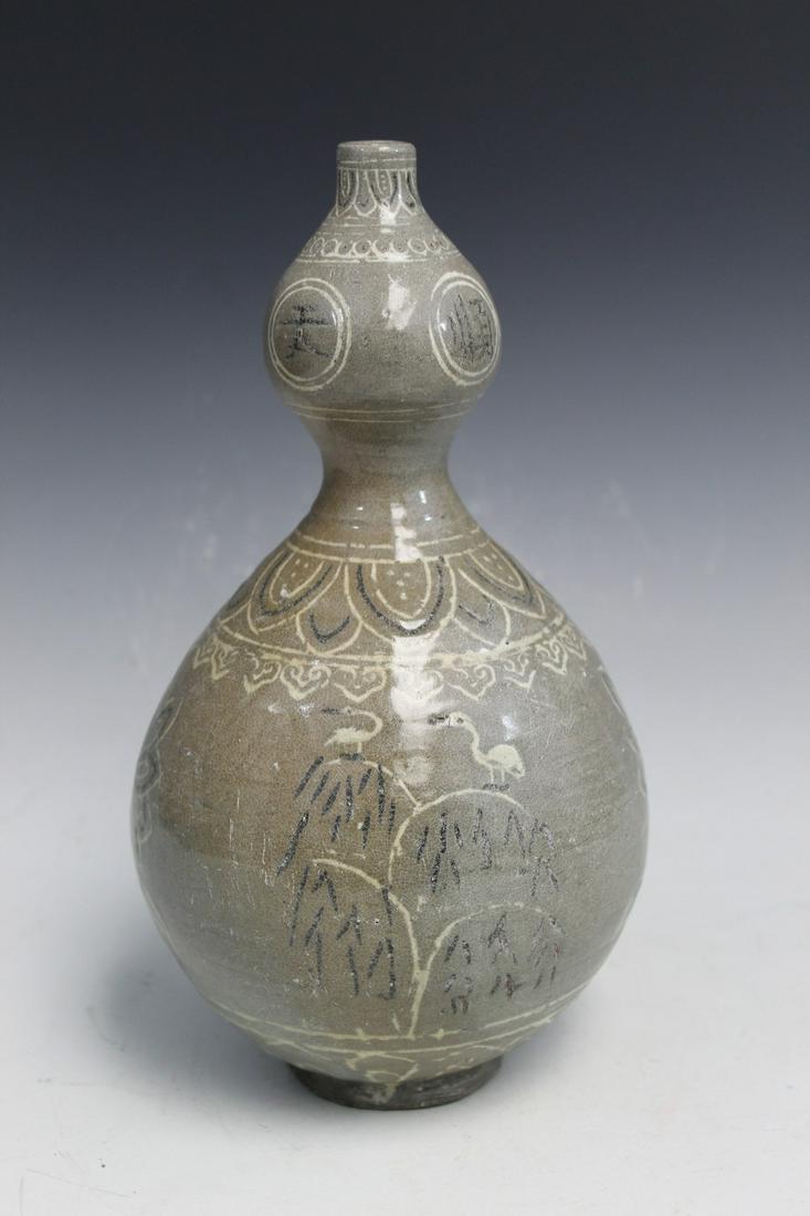 Korean Celadon Double Gourd Pottery Porcelain Vase (1 of 8)