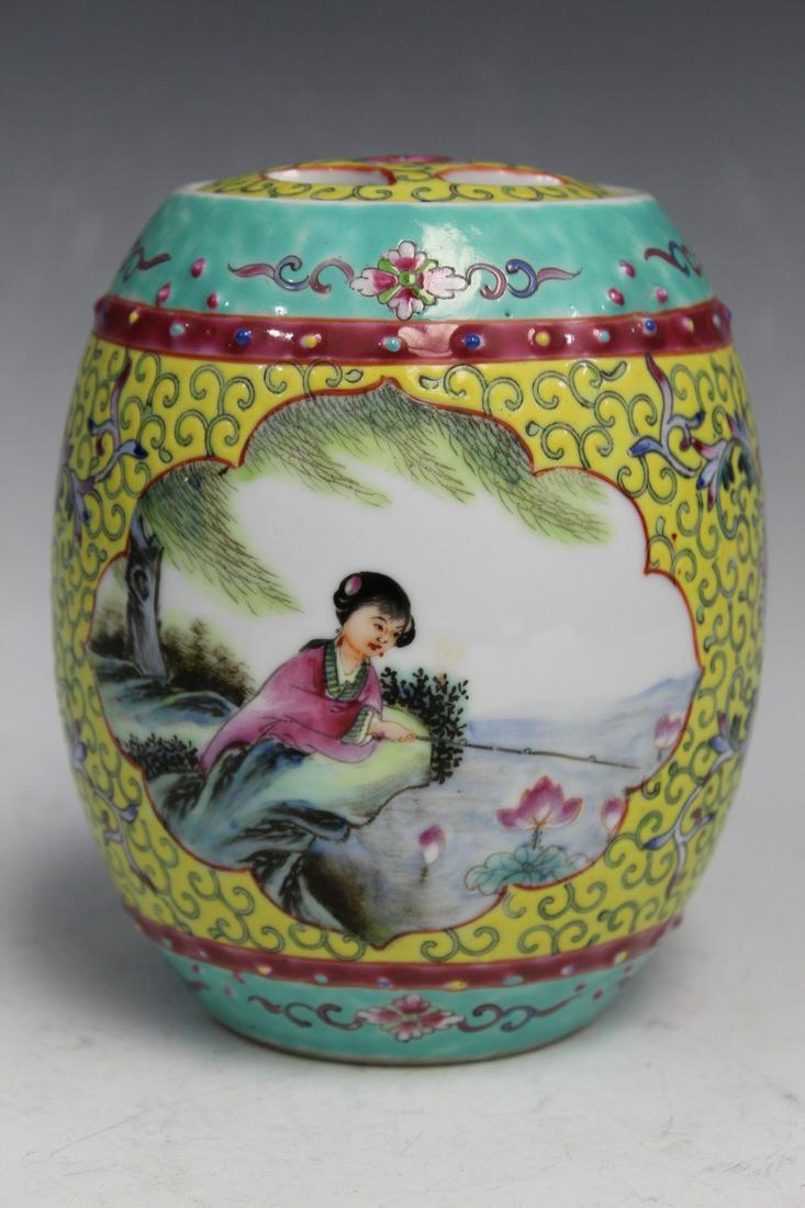 Chinese Famille Rose Barrel Shaped Porcelain Jar (1 of 6)
