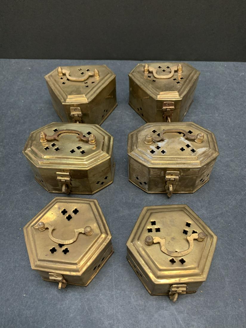Lot of six vintage brass cricket/potpourri boxes - AS (1 of 1)