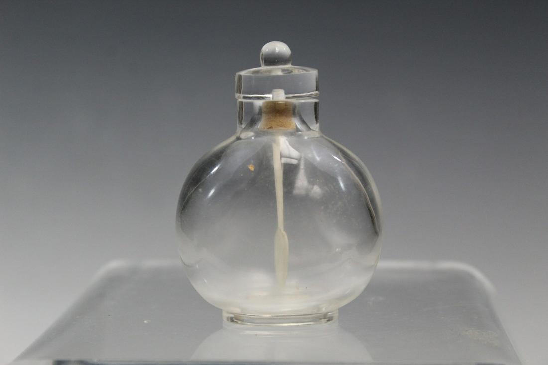Chinese Glass Snuff Bottle (1 of 4)