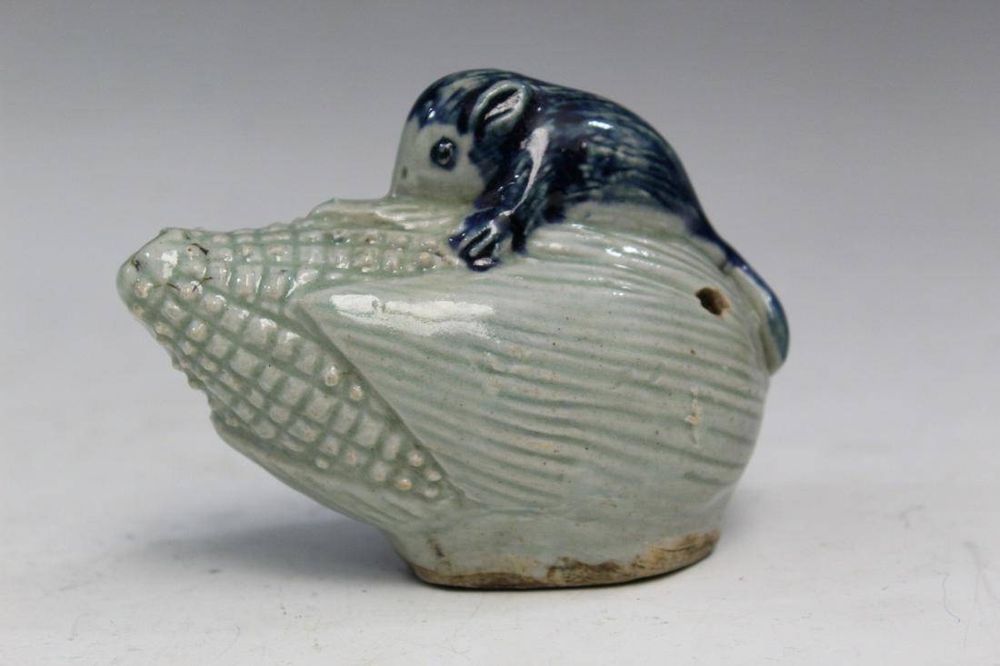 Korean Blue and White Porcelain Water Dropper: Korean Blue and White Porcelain Water Dropper. L 10.5 cm