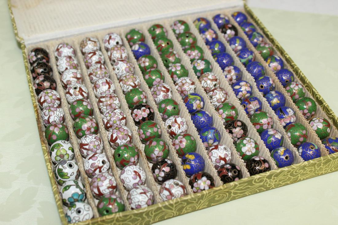 Box of Chinese Cloisonne Beads (100) (1 of 2)