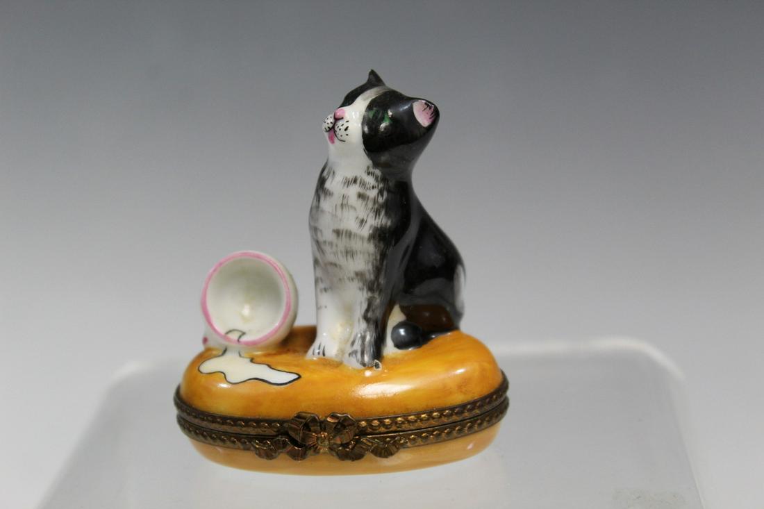 Limoges Cat Pill Box (1 of 5)