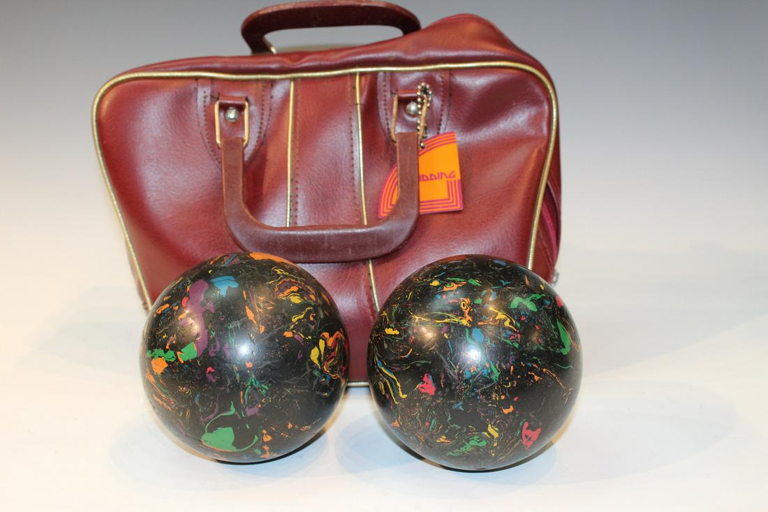 Duck Pin Bowling Balls with bag (1 of 3)