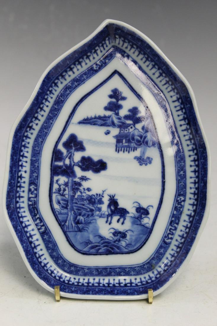 Chinese Export Blue and White Porcelain Leaf-shaped Dish (1 of 5)