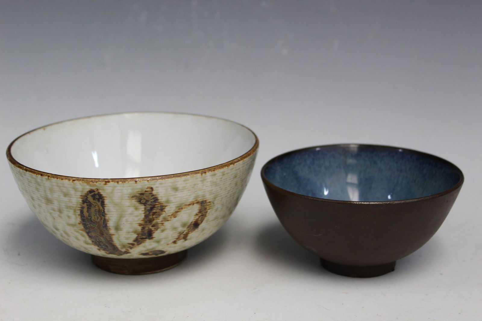 Two Japanese Ceramic Bowls (1 of 6)
