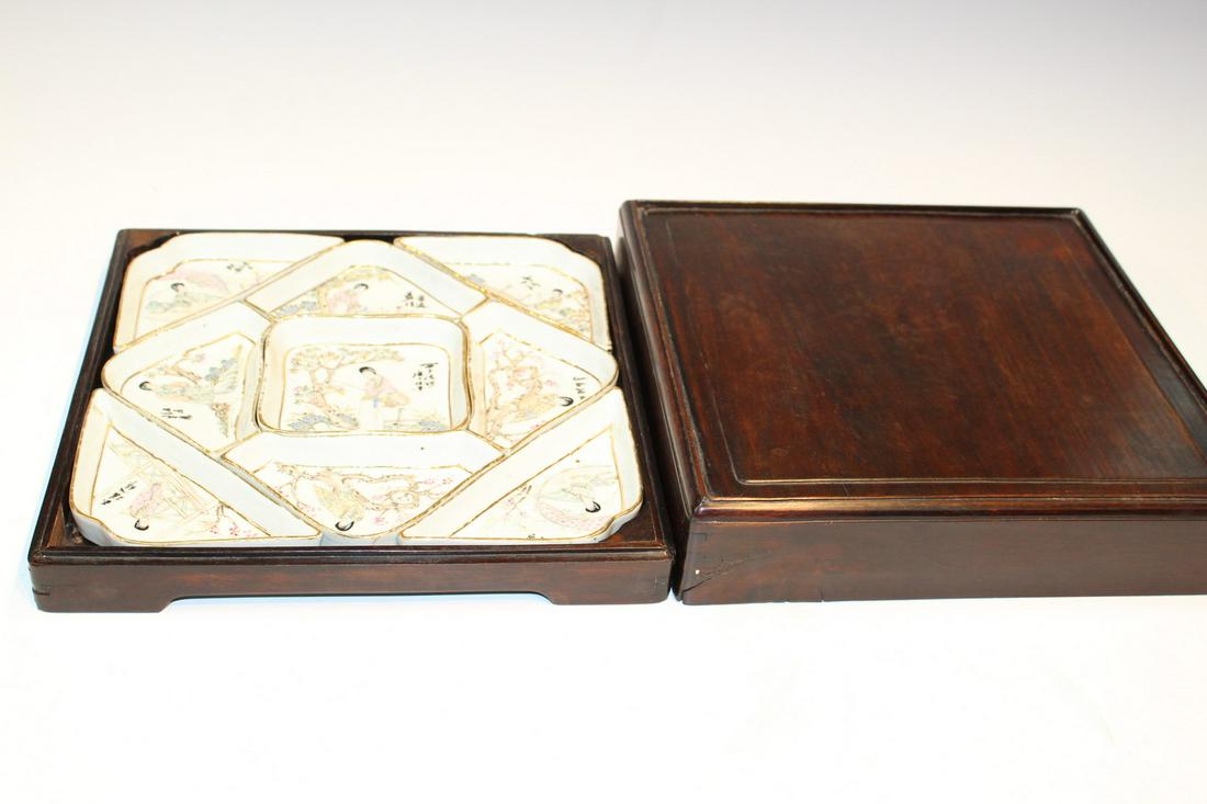 Chinese Porcelain Fruit Dishes in a Wood Box (1 of 6)