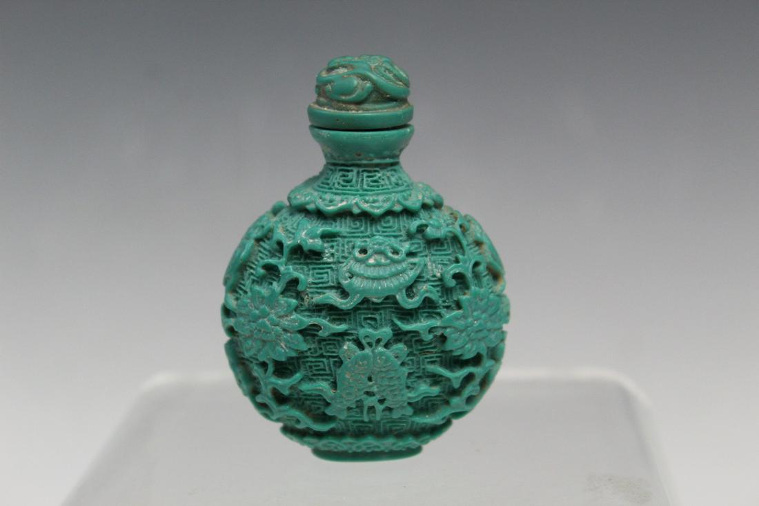 Chinese Green Snuff Bottle (1 of 4)