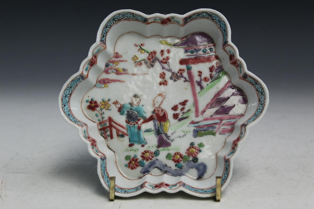 Chinese Export Famille Rose Porcelain Dish. (1 of 3)