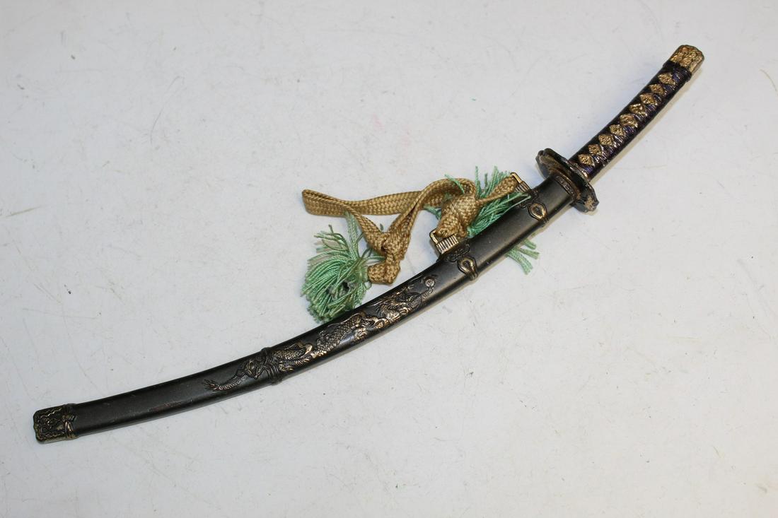 Japanese Dagger (1 of 9)
