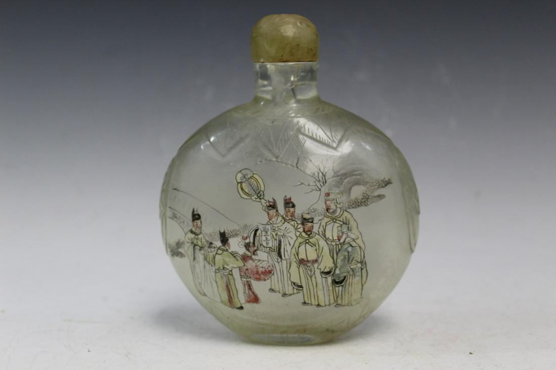 Large Chinese Reverse Painting Glass Snuff Bottles: Large Chinese Reverse Painting Glass Snuff Bottles. H 16 cm. As is.