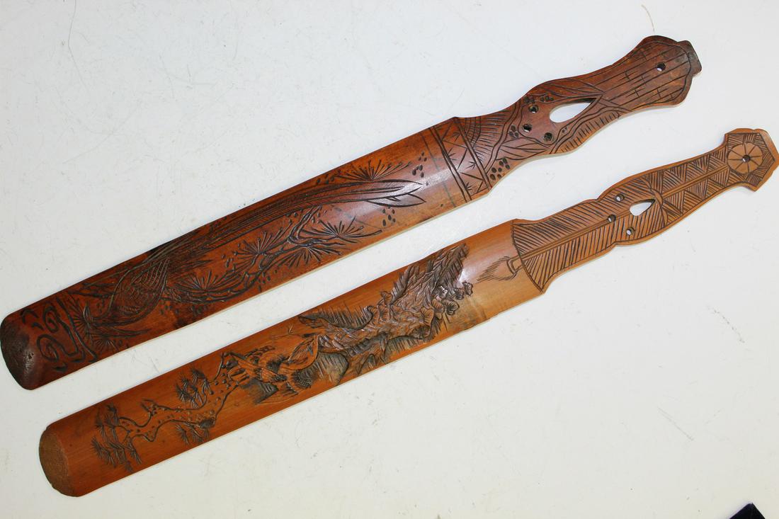 Two Japanese Carved Bamboo Page Turners. (1 of 4)