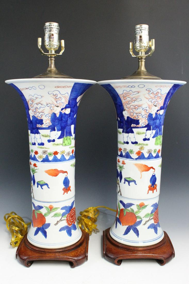 Pair of Chinese Porcelain Lamps. (1 of 4)