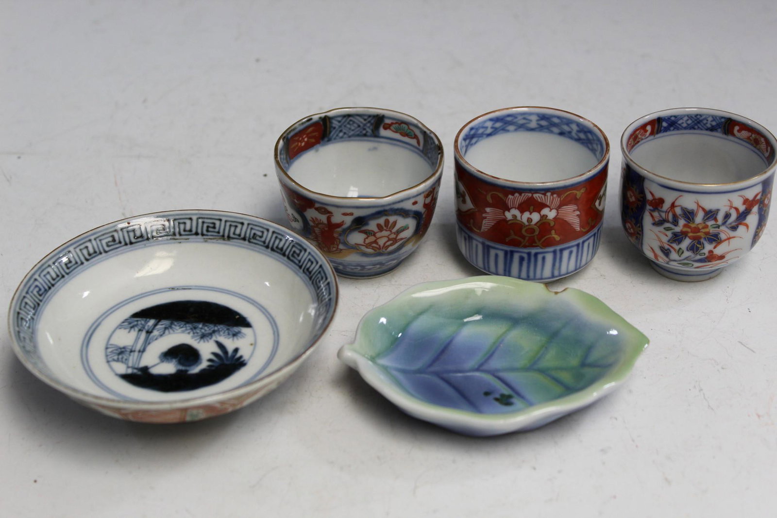 Five Japanese Porcelain Items (1 of 3)