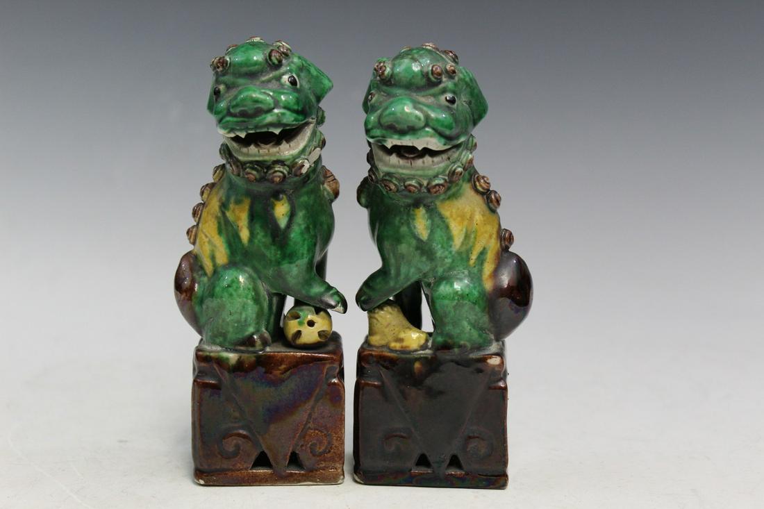 Pair of Chinese Sancai Porcelain Foo Dog Statues (1 of 4)