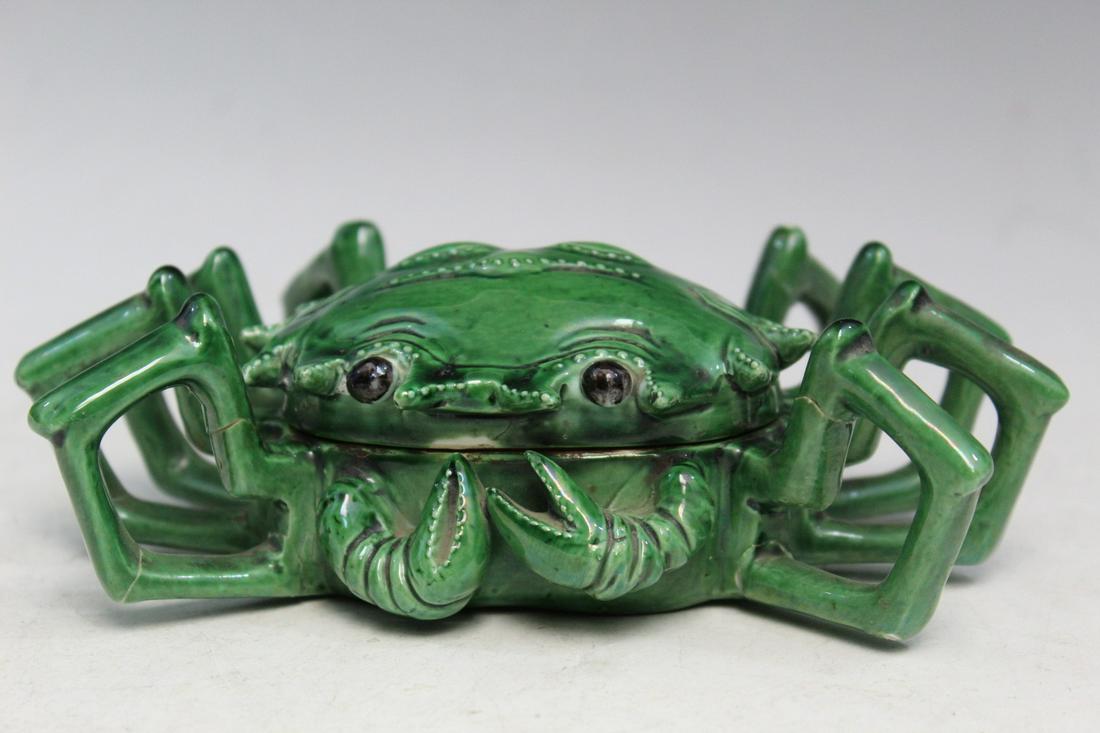 Chinese Green Glazed Porcelain Crab Box (1 of 6)