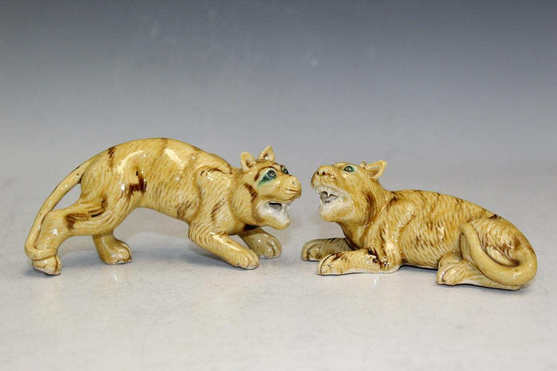 Two Chinese Pottery Tiger Figures (1 of 7)
