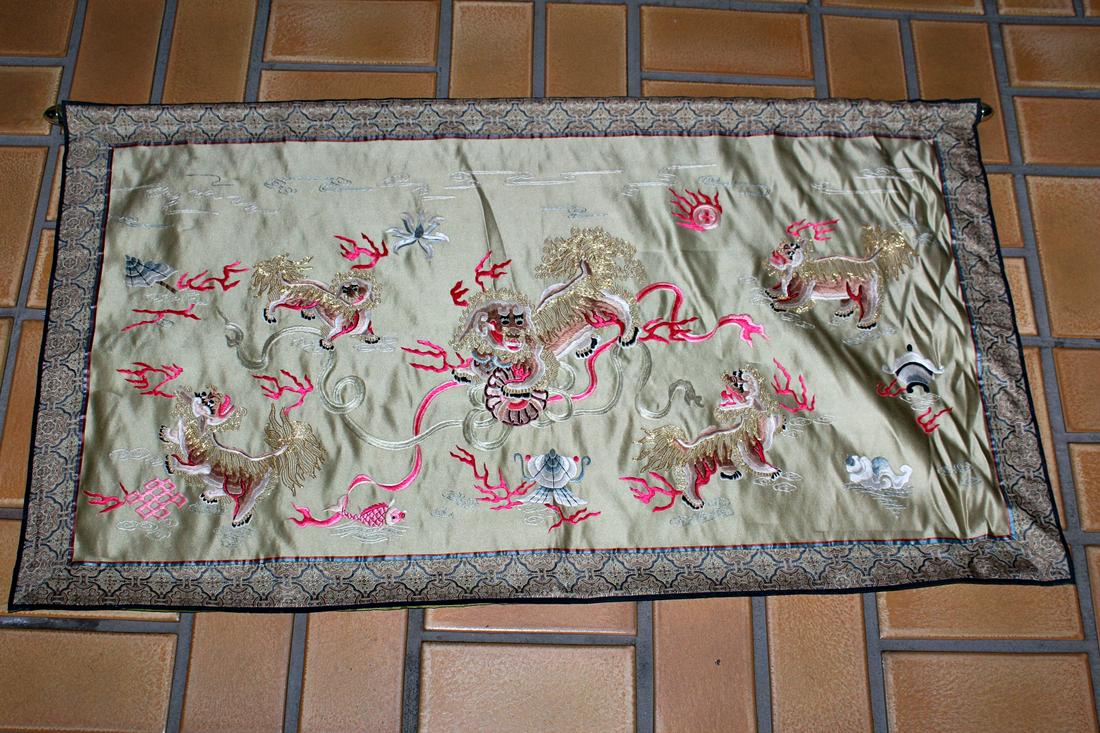 Chinese Foo Dog Silk Embroidery Panel: Chinese Foo Dog Silk Embroidery Panel. 97x56 cm.