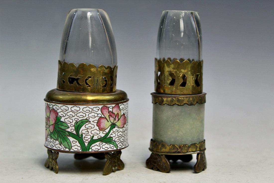 Two Chinese Small Oil Lamps: Two Chinese Small Oil Lamps. H 9.5 cm