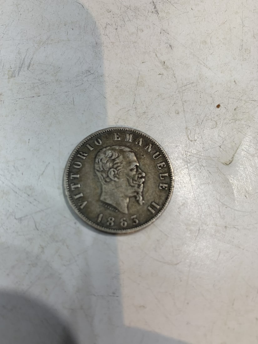 Vittorio Emanuele II 1863 Coin (1 of 2)