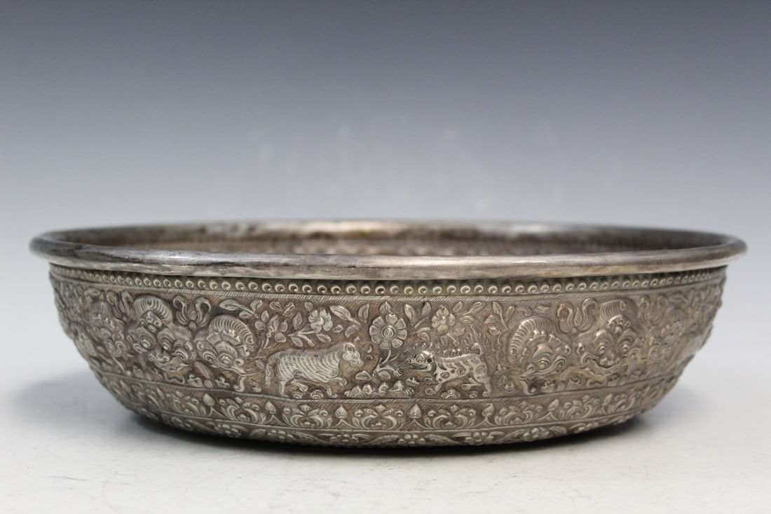 Large Asian Silver Color Metal Bowl (1 of 7)