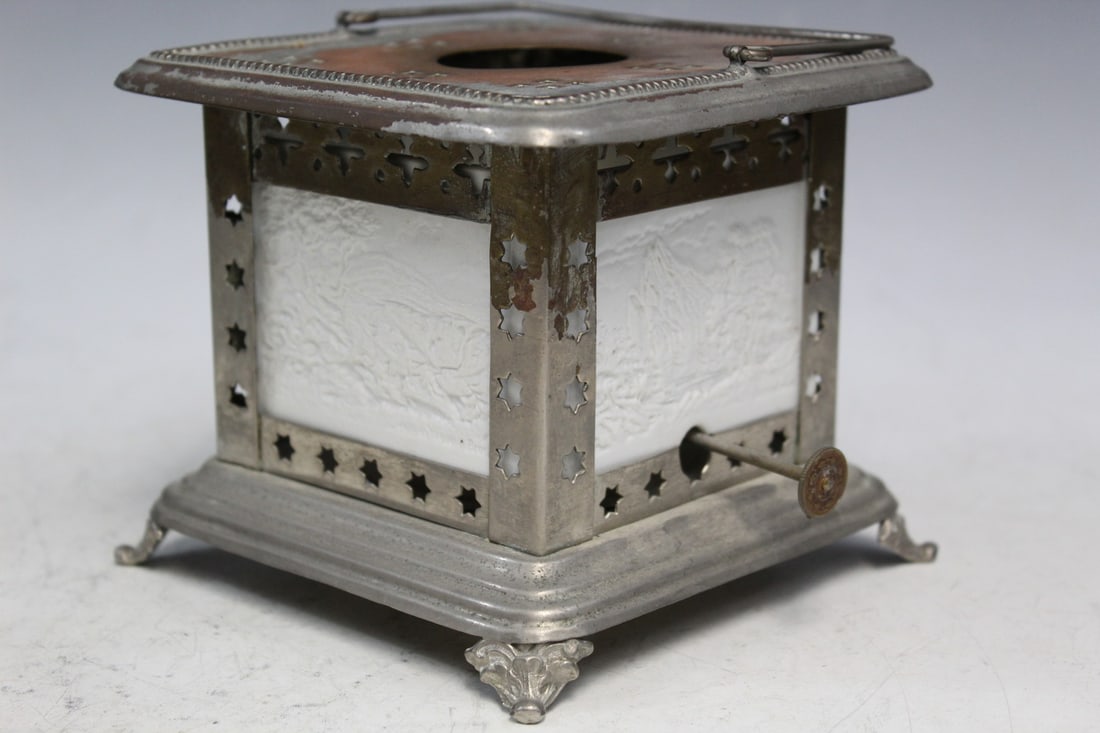 4-Panel Lithophane Candle Lamp Warmer. (1 of 6)