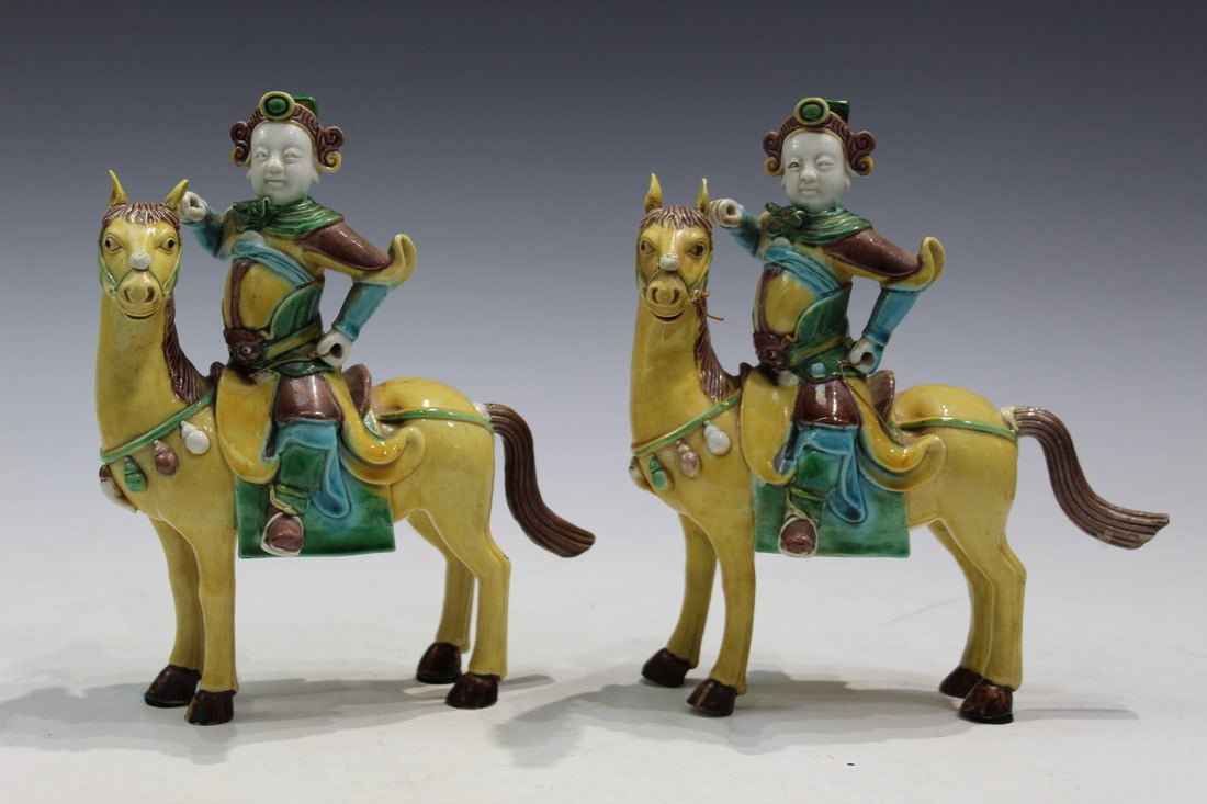 Pair of Chinese Sancai Porcelain Figures of Horsemen (1 of 8)