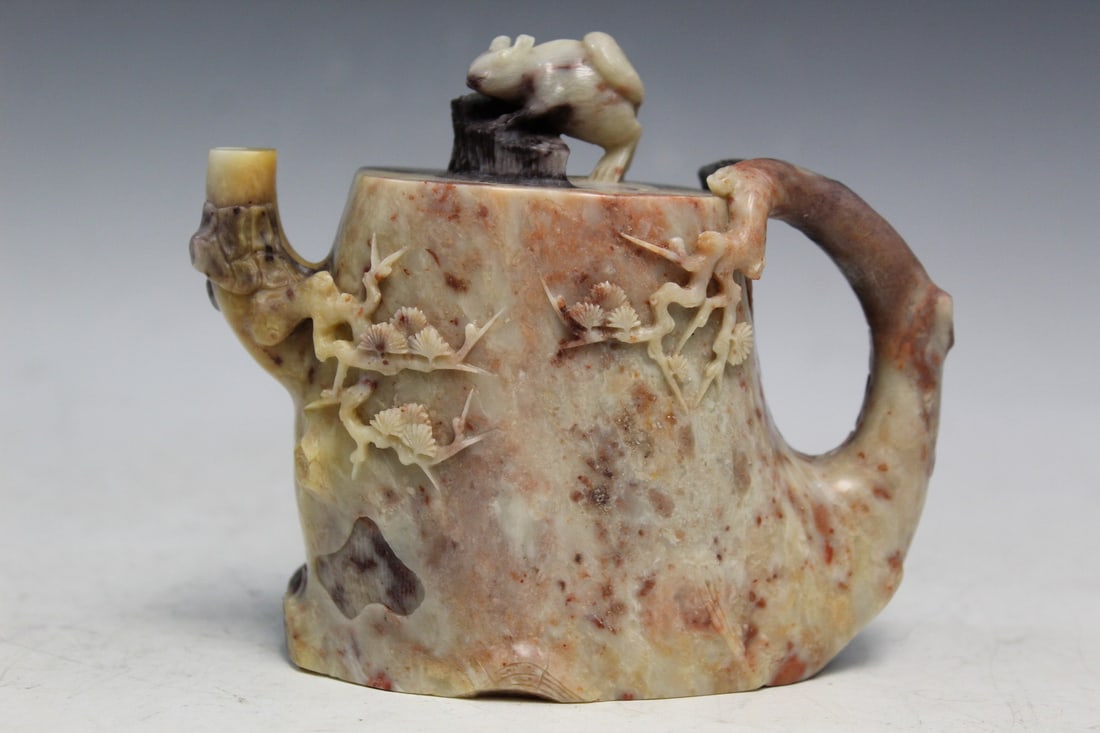 Chinese Carved Soapstone Teapot: Chinese Carved Soapstone Teapot. L 14 cm.