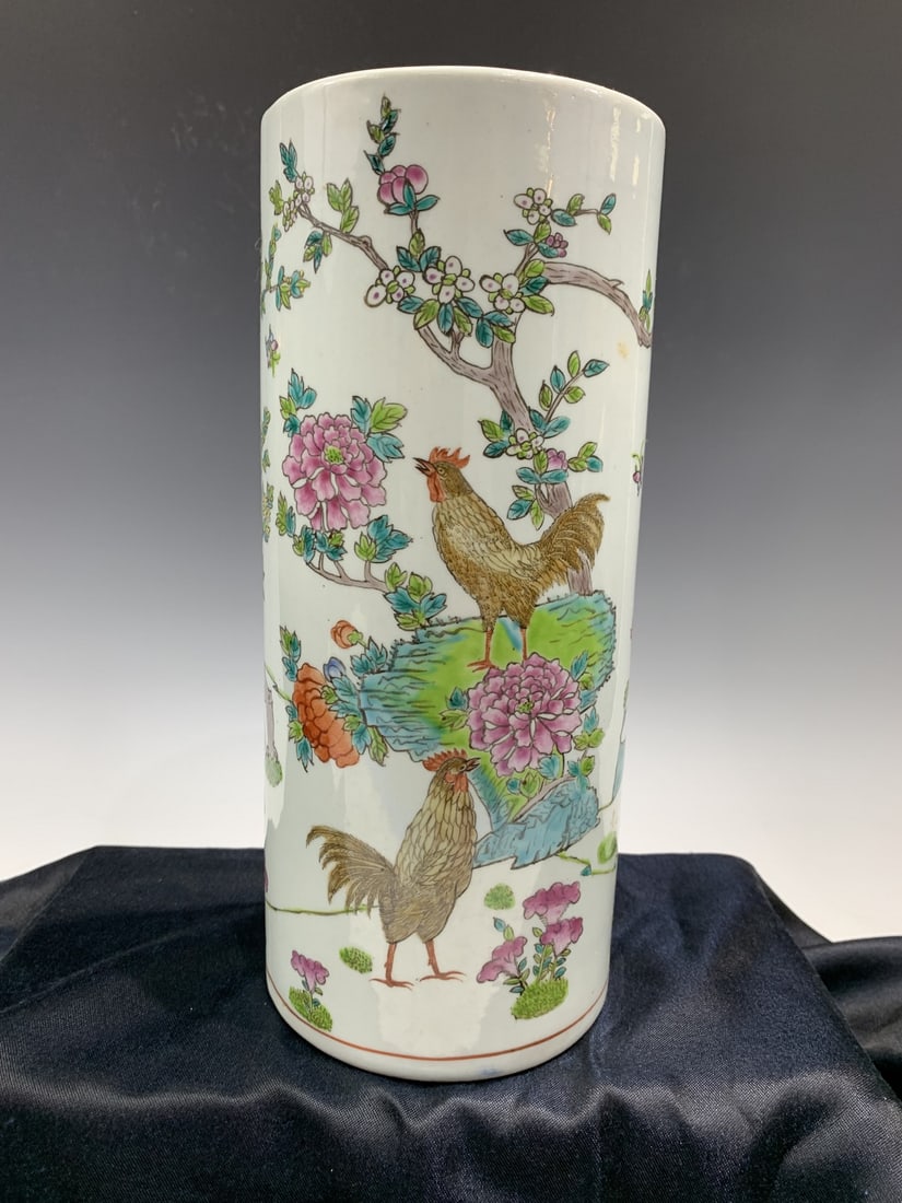 Chinese Porcelain Hat Stand- Roosters (1 of 4)
