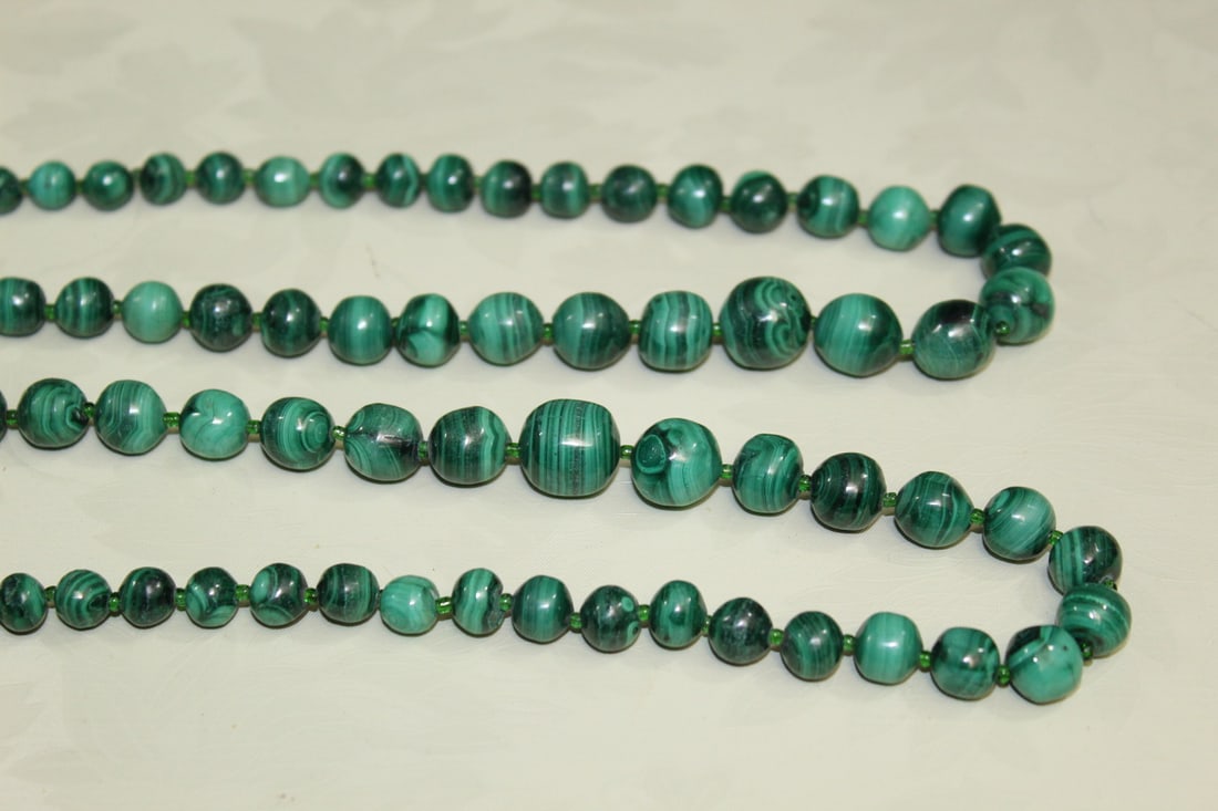 Two Malachite Beads Necklaces (1 of 4)