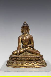 Chinese Gilt Bronze Buddha Statue, 18th Century: Chinese Gilt Bronze Buddha Statue, 18th Century. H 8 cm.