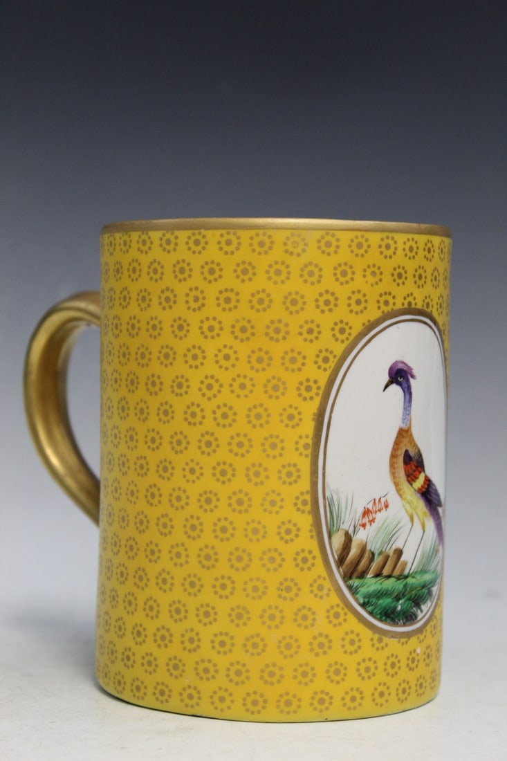 Mottahedeh Chinese Export Style Porcelain Mug: Mottahedeh Chinese Export Style Porcelain Mug. H 13.5 cm.