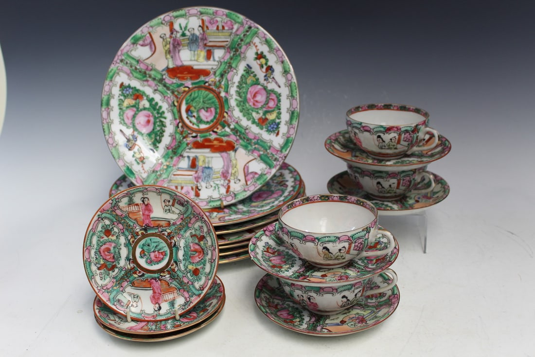 Group of Chinese Rose Medallion Porcelain Dishes and Cups (1 of 7)