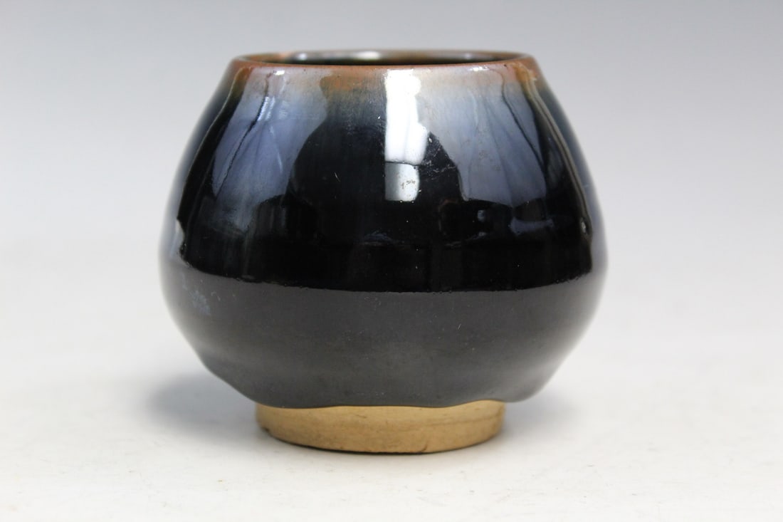 Chinese Black Glazed Pottery Cup (1 of 6)