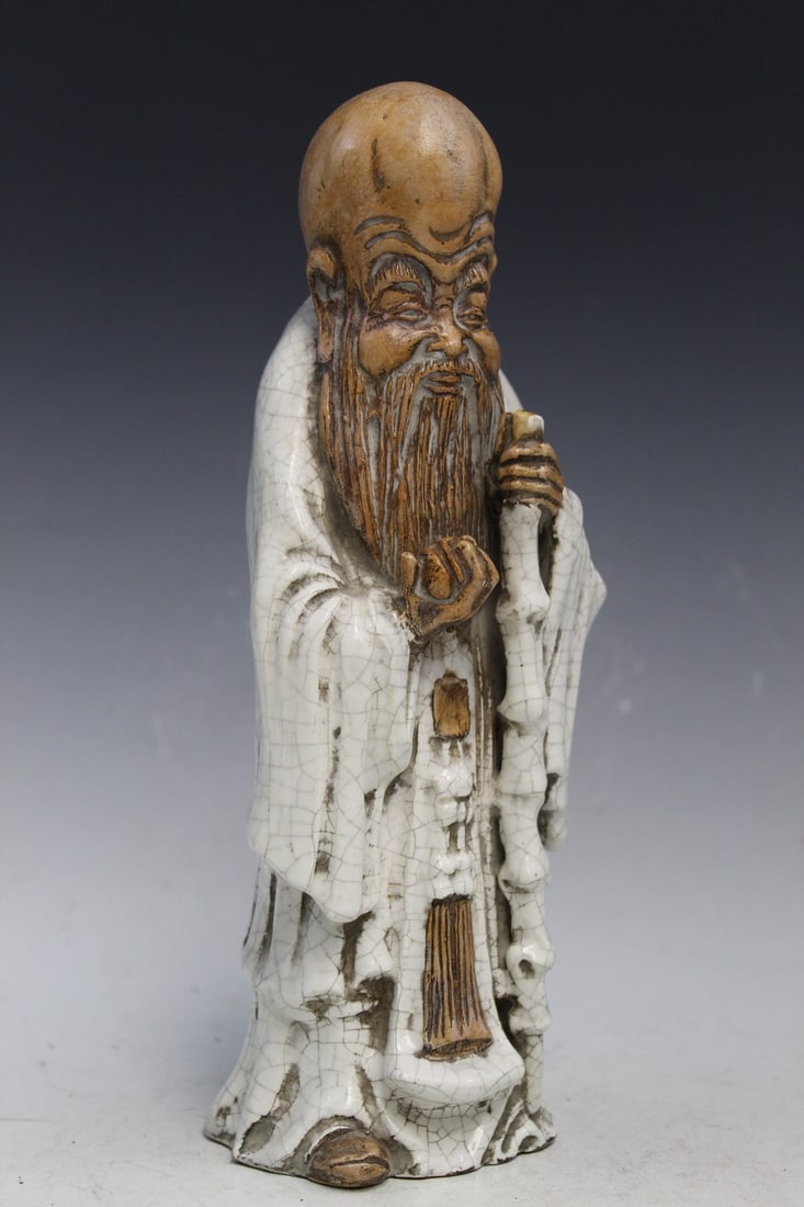 Chinese Porcelain Shoulao Statue: Chinese Porcelain Shoulao Statue. H 26 cm.