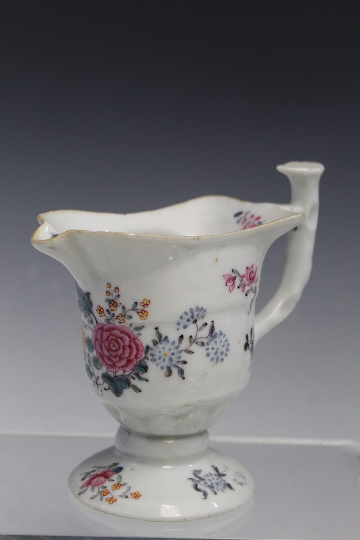 Chinese Export Enameled Cup (1 of 6)