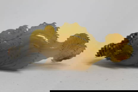 Chinese Agate and Silver Fish Snuff Bottle: Chinese Agate and Silver Fish Snuff Bottle. L 9 cm.