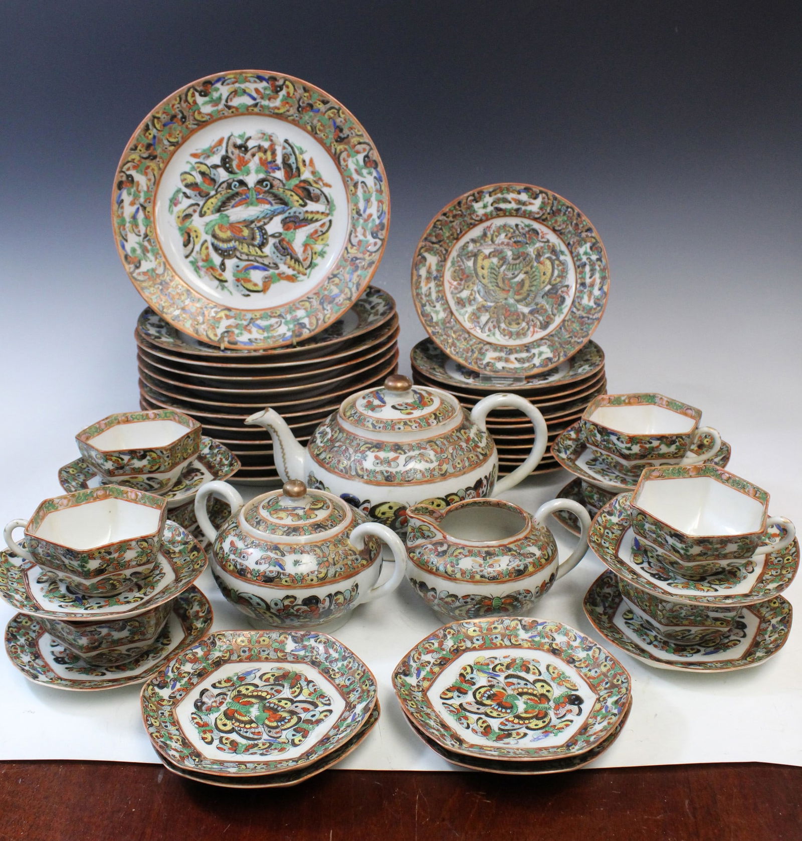 Large Group of Chinese Canton Rose Hundred-butterfly Pattern Porcelain Cups and Dishes (1 of 9)