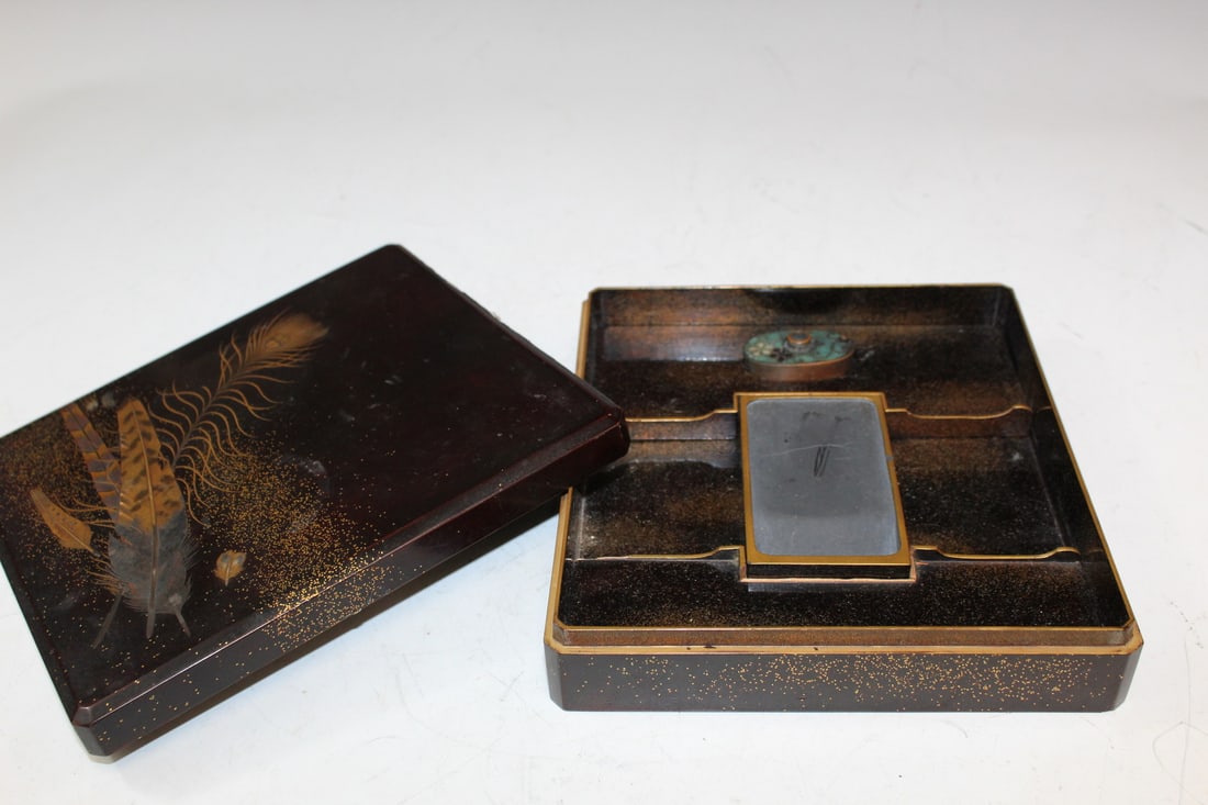Japanese Lacquer Inkstone Box (1 of 7)