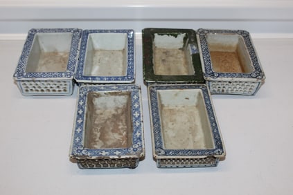 Six Chinese blue and white porcelain bulb dishes