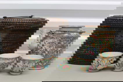 Chinese rose medallion tea set