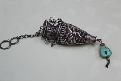 Chinese Silver Needle Holder