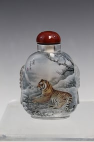 Chinese Inner Painting Glass Snuff Bottle with Tiger Decoration