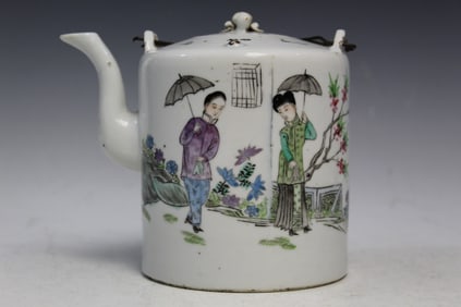 Chinese Famille Rose Porcelain Teapot