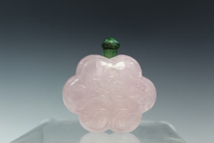 Chinese Carved Rose Quartz Snuff Bottle