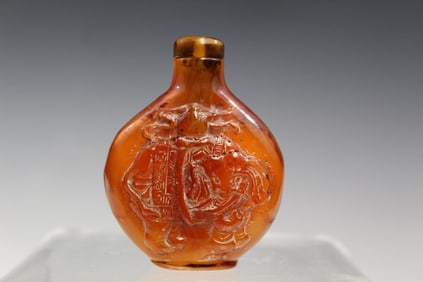 Chinese Amber Snuff Bottle