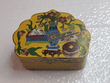 Chinese cloisonne box.