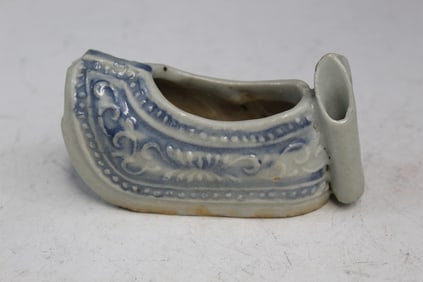 Antique Korean Blue and White Porcelain Water Dropper