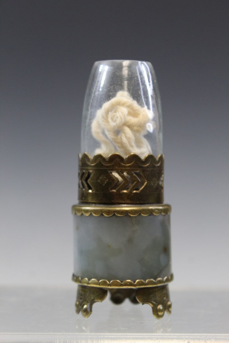 Chinese Small Jade Oil Lamp: Chinese Small Jade Oil Lamp. H 9 cm.